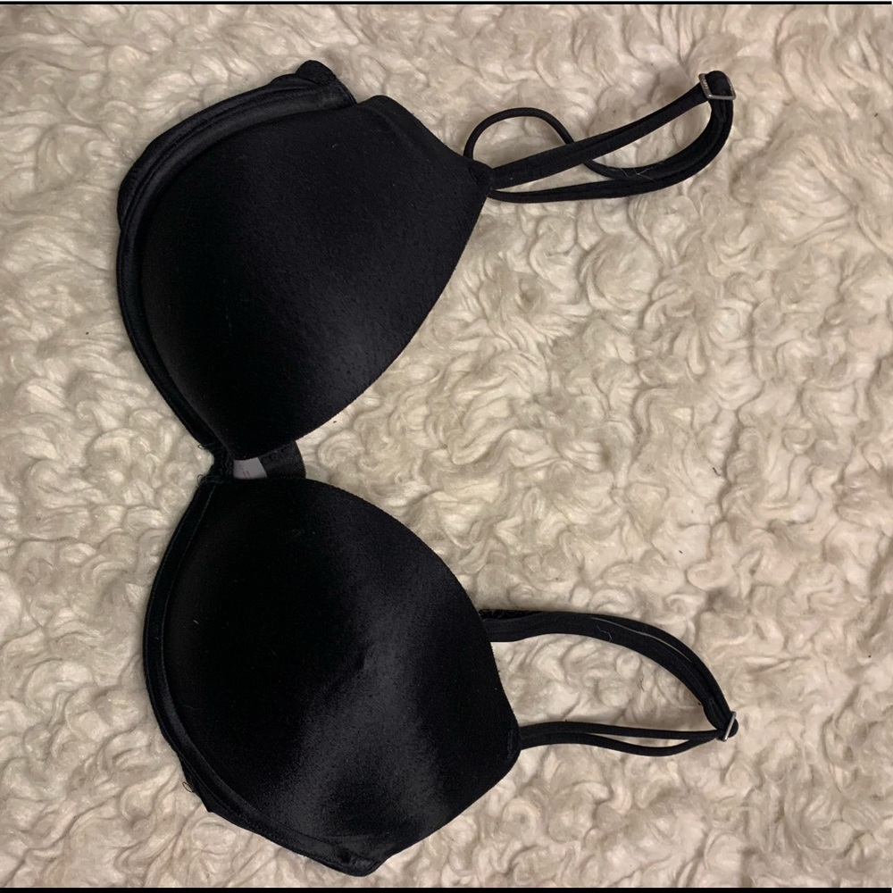 VICTORIAS SECRET HEARTBREAKER PUSH UP BRA
